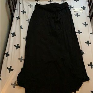 Black long skirt
